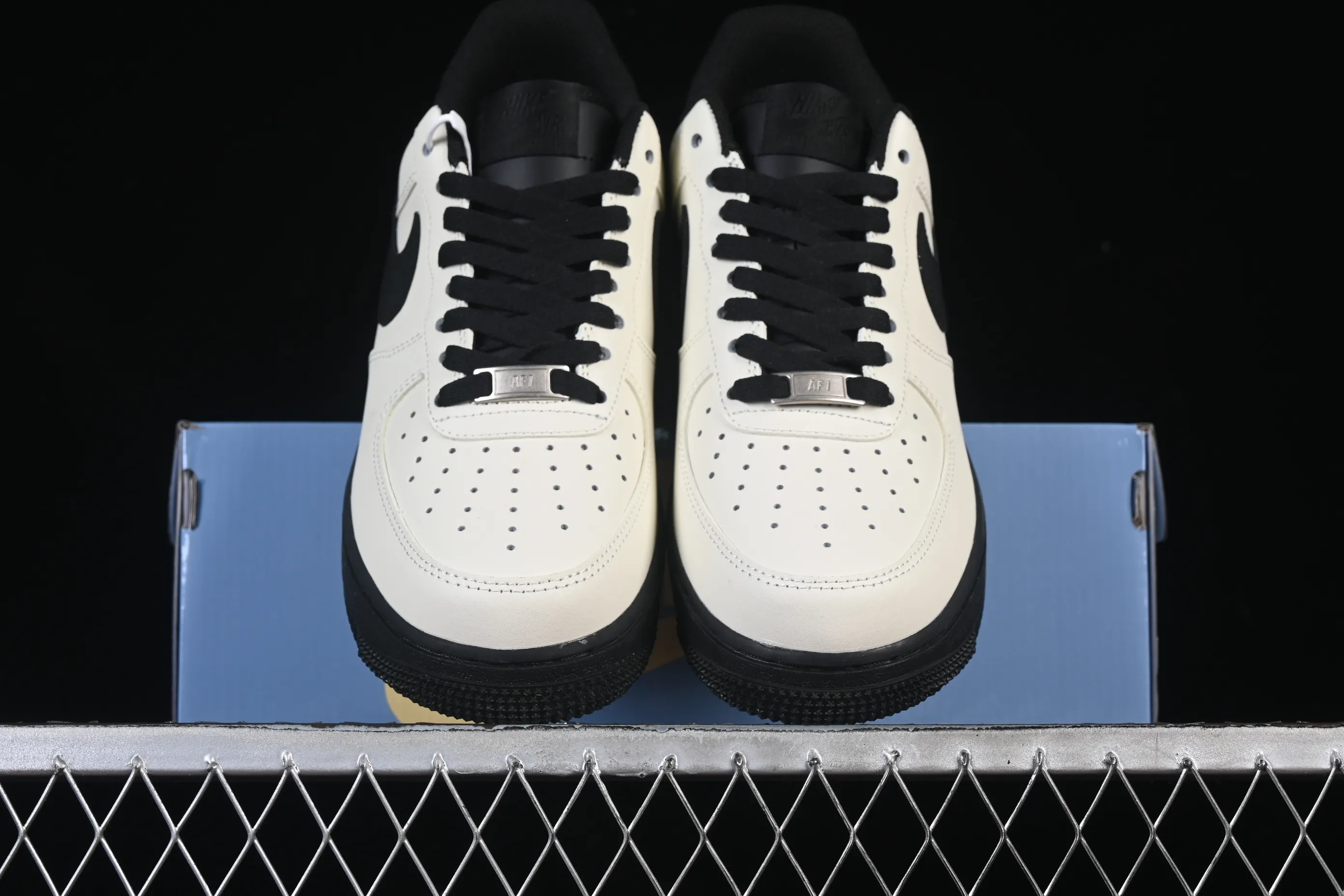 All categories Nk Air Force 1 Air Force Series Nk Air Force 1 Low Air Force Low Nike Air Force 1'07 Low Two-dimensional theme Beige Air Force One low-top casual sneakers ZH0316-143